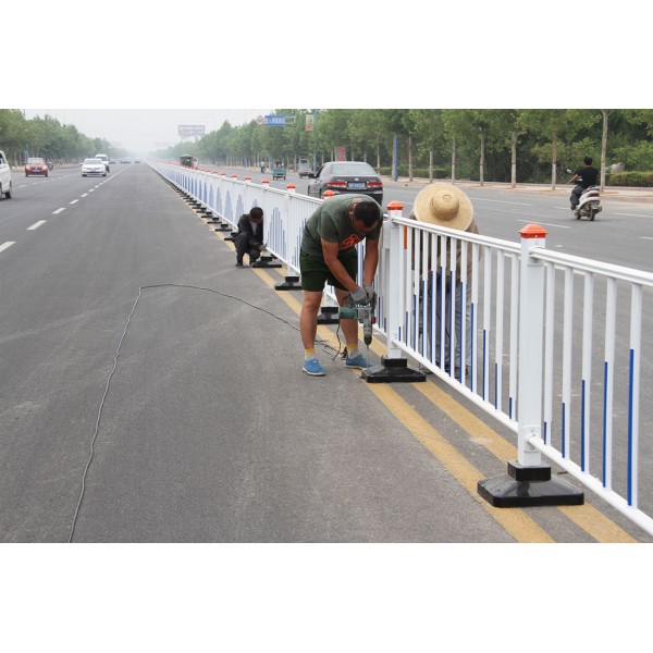 道路護欄